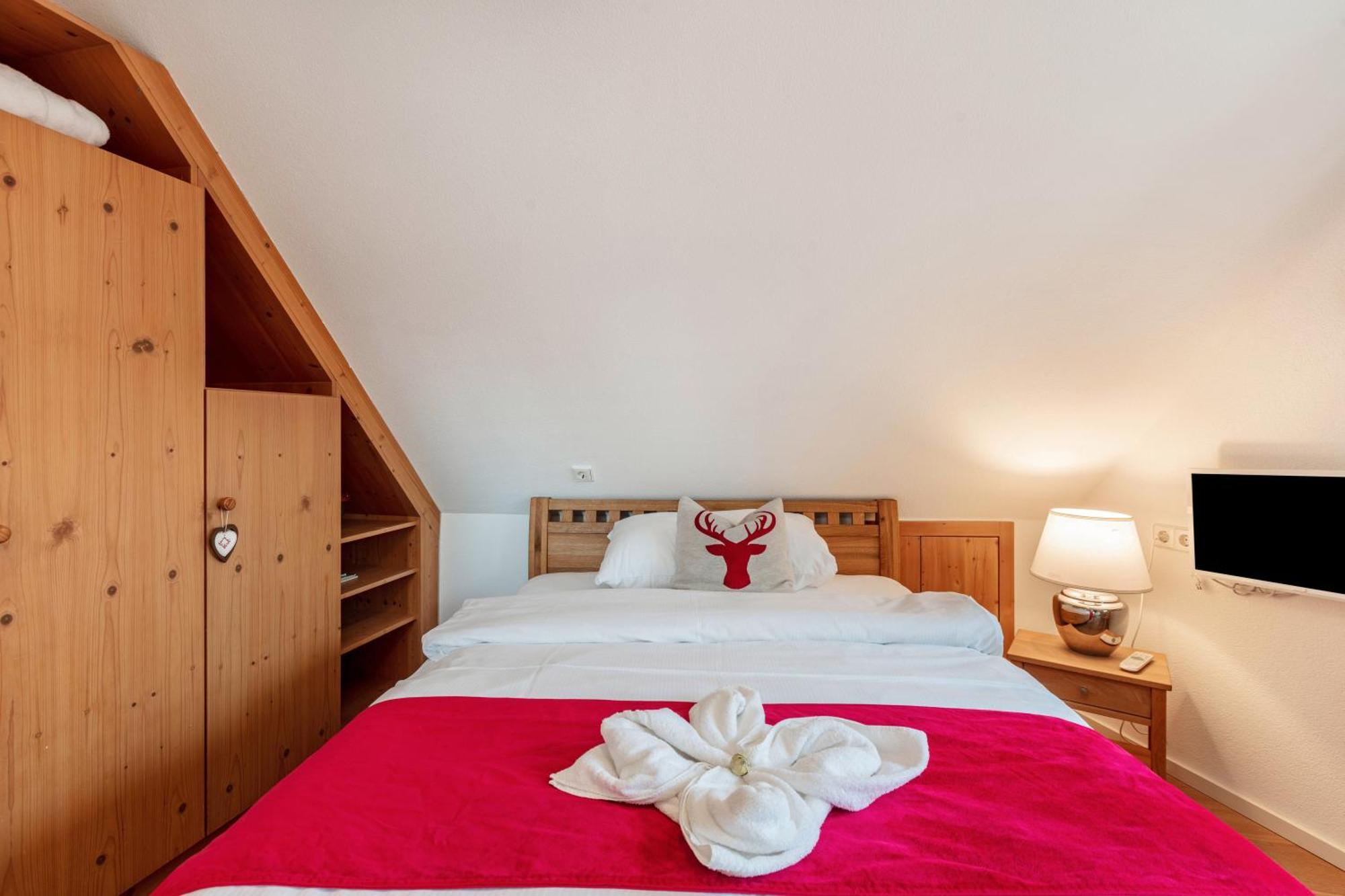 Villa Sunside Appartements 施卢赫湖 外观 照片