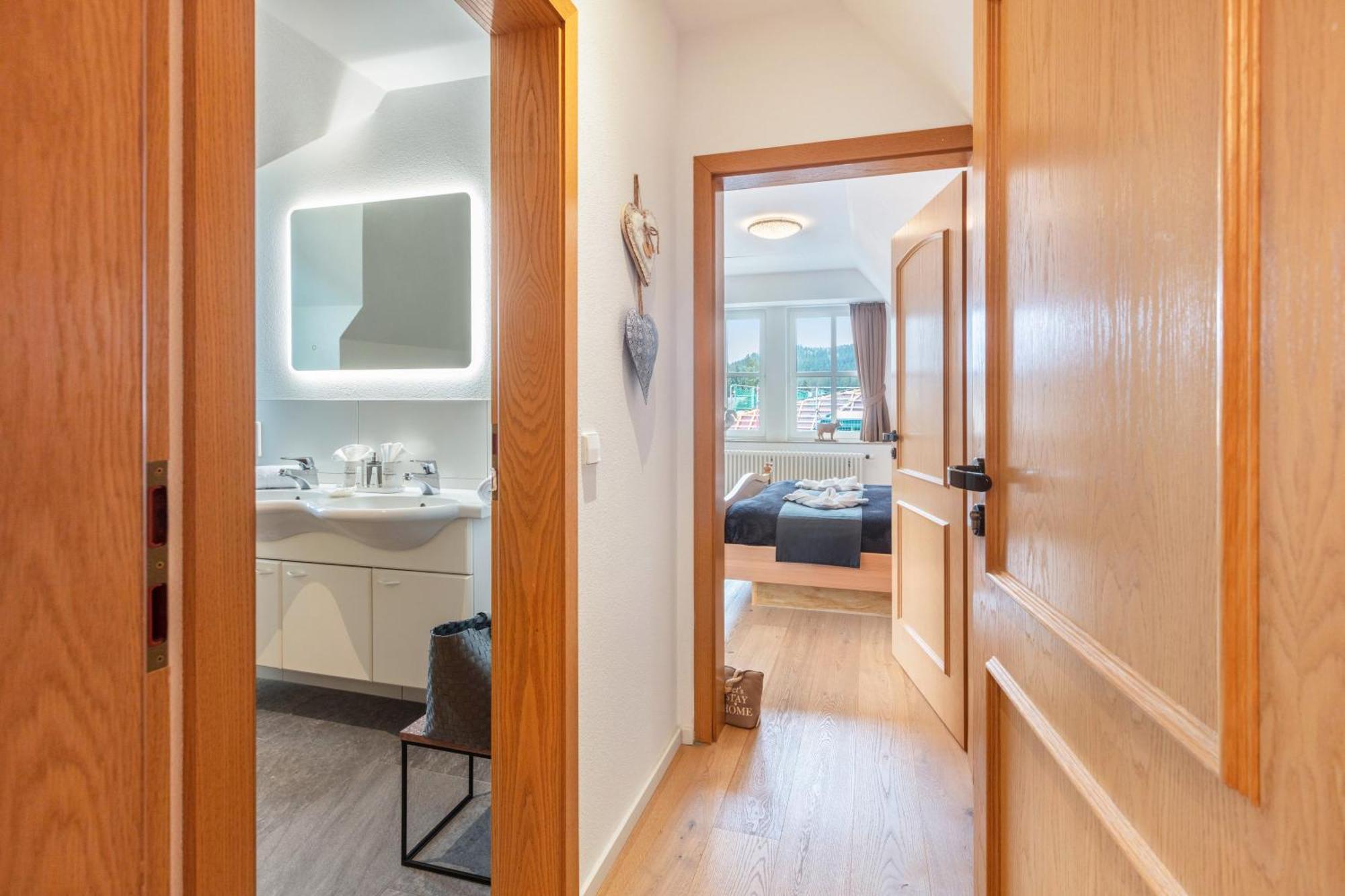 Villa Sunside Appartements 施卢赫湖 外观 照片